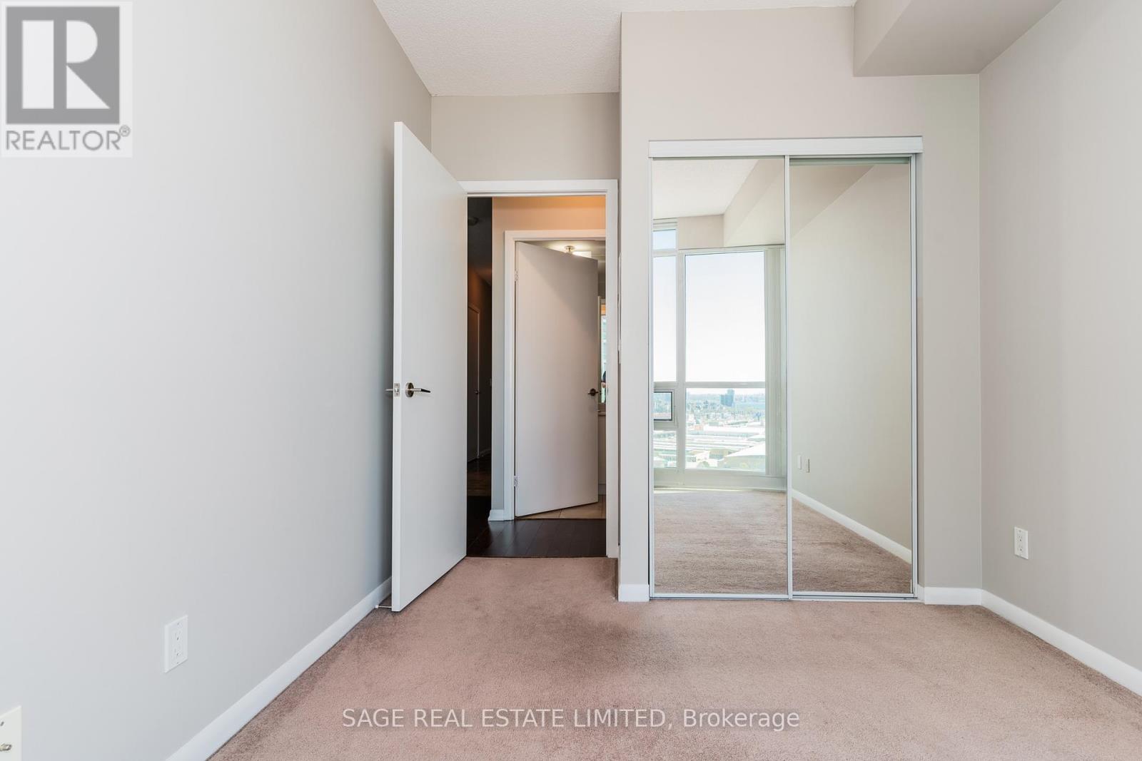 2707 - 215 Fort York Boulevard, Toronto, Ontario  M5V 4A2 - Photo 15 - C12959590