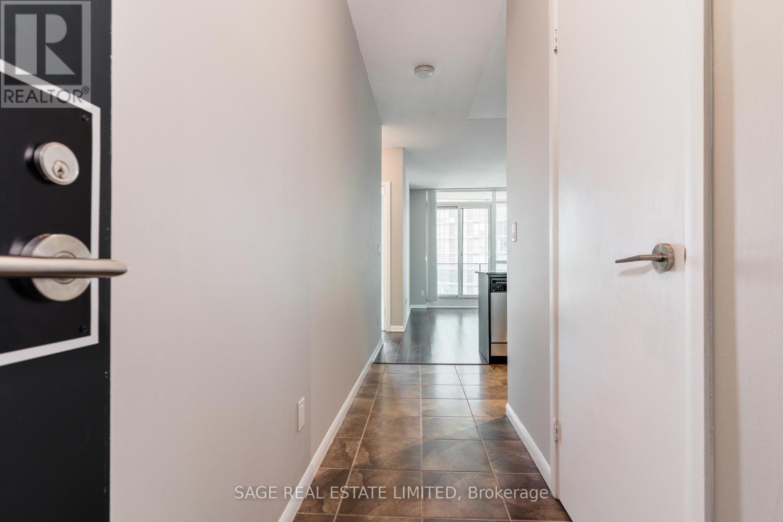 2707 - 215 Fort York Boulevard, Toronto, Ontario  M5V 4A2 - Photo 16 - C12959590