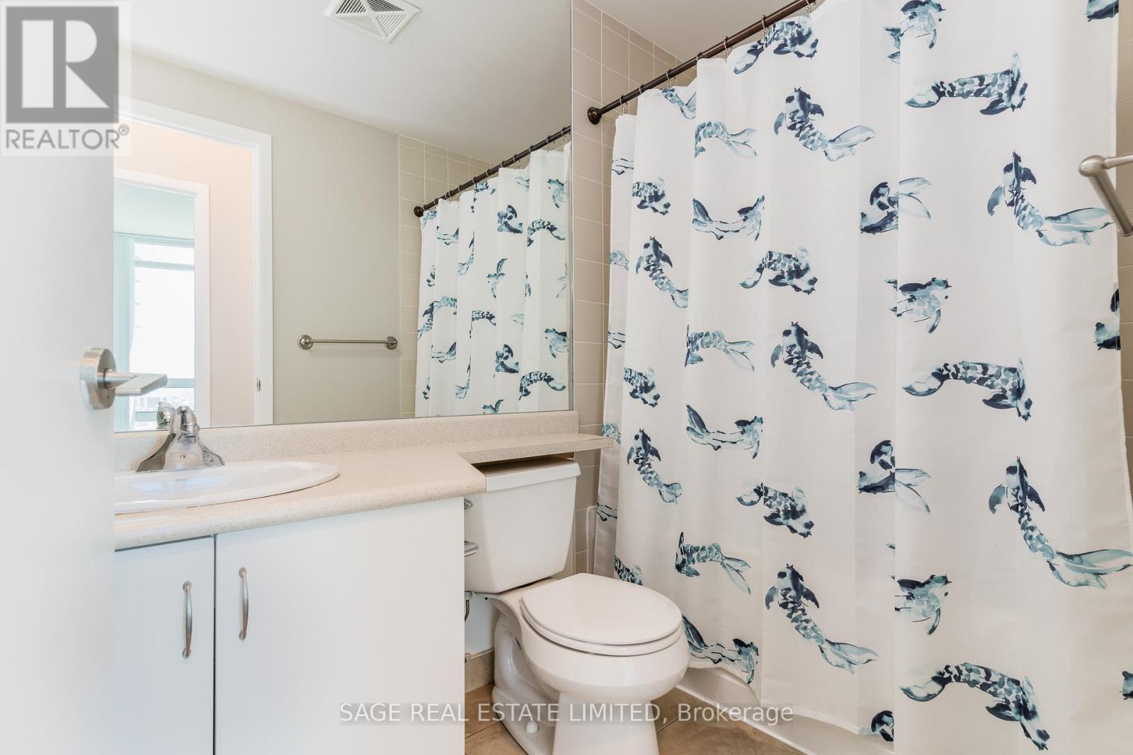 2707 - 215 Fort York Boulevard, Toronto, Ontario  M5V 4A2 - Photo 17 - C12959590