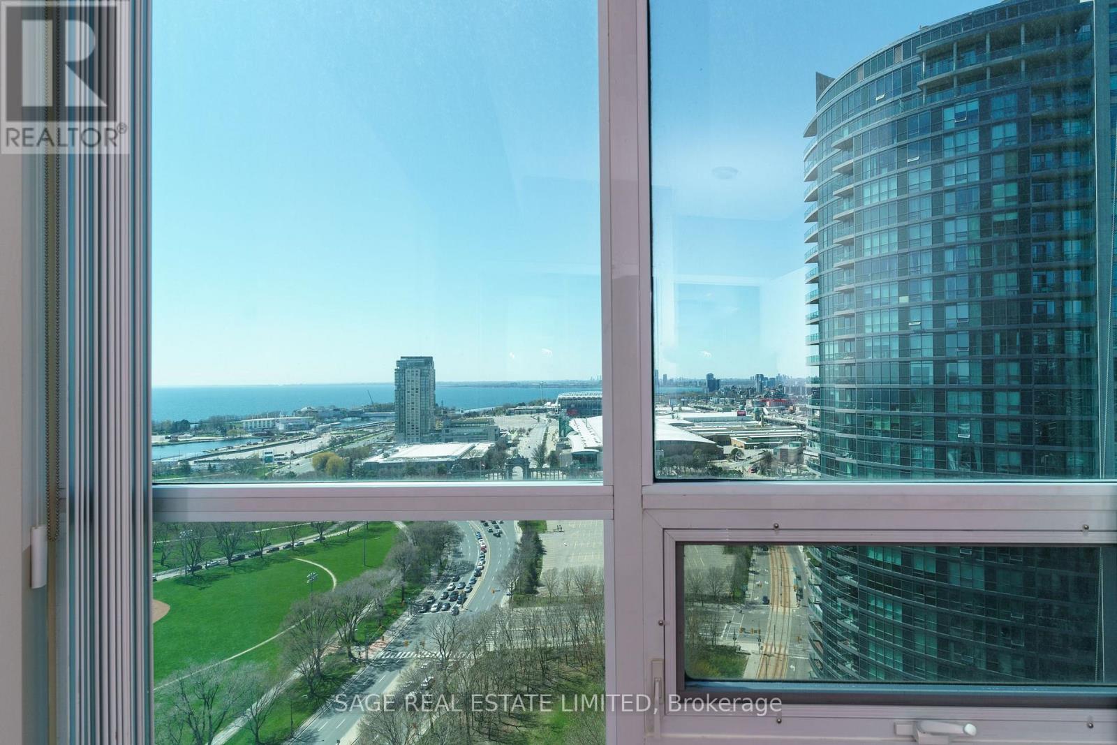 2707 - 215 Fort York Boulevard, Toronto, Ontario  M5V 4A2 - Photo 22 - C12959590