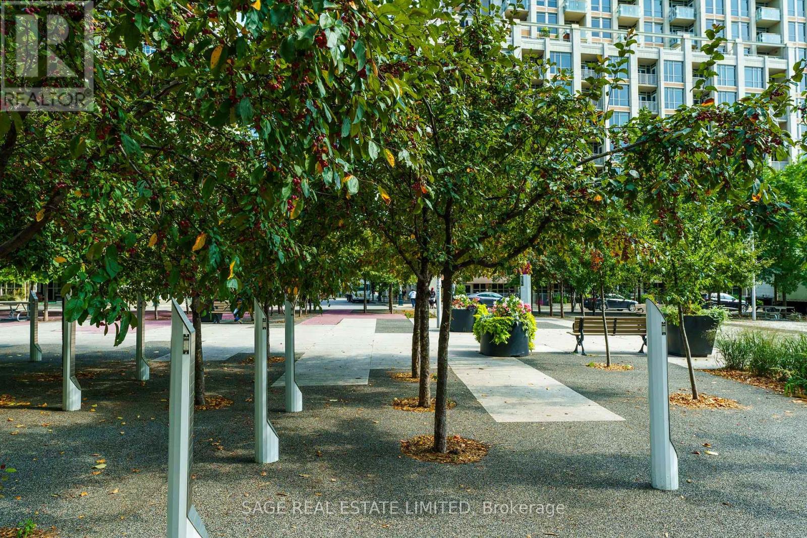 2707 - 215 Fort York Boulevard, Toronto, Ontario  M5V 4A2 - Photo 32 - C12959590