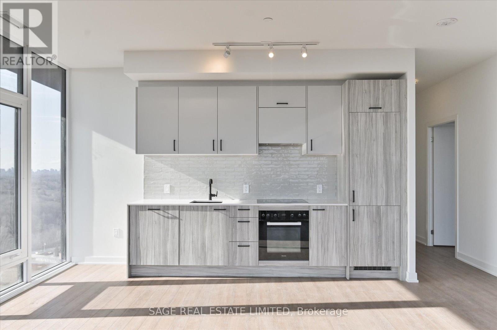 2903 - 1 Quarrington Lane, Toronto, Ontario  M3C 0S4 - Photo 18 - C12959596