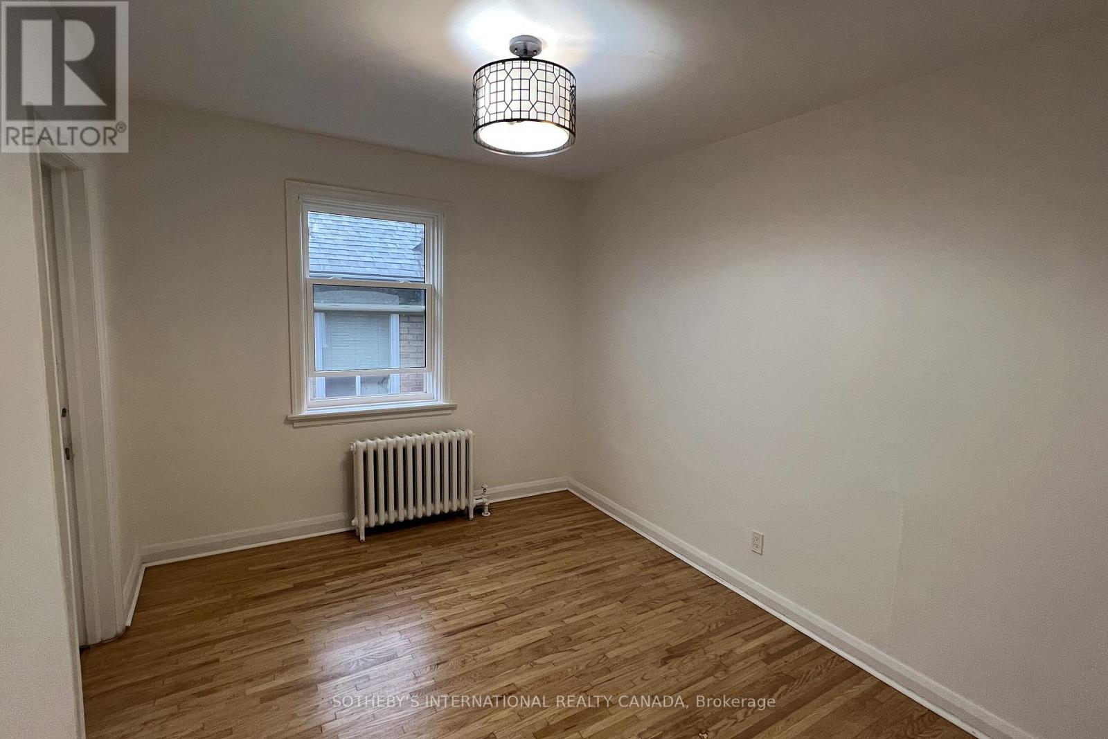 Upper - 126 Braemar Avenue, Toronto, Ontario  M5P 2L4 - Photo 19 - C12959598