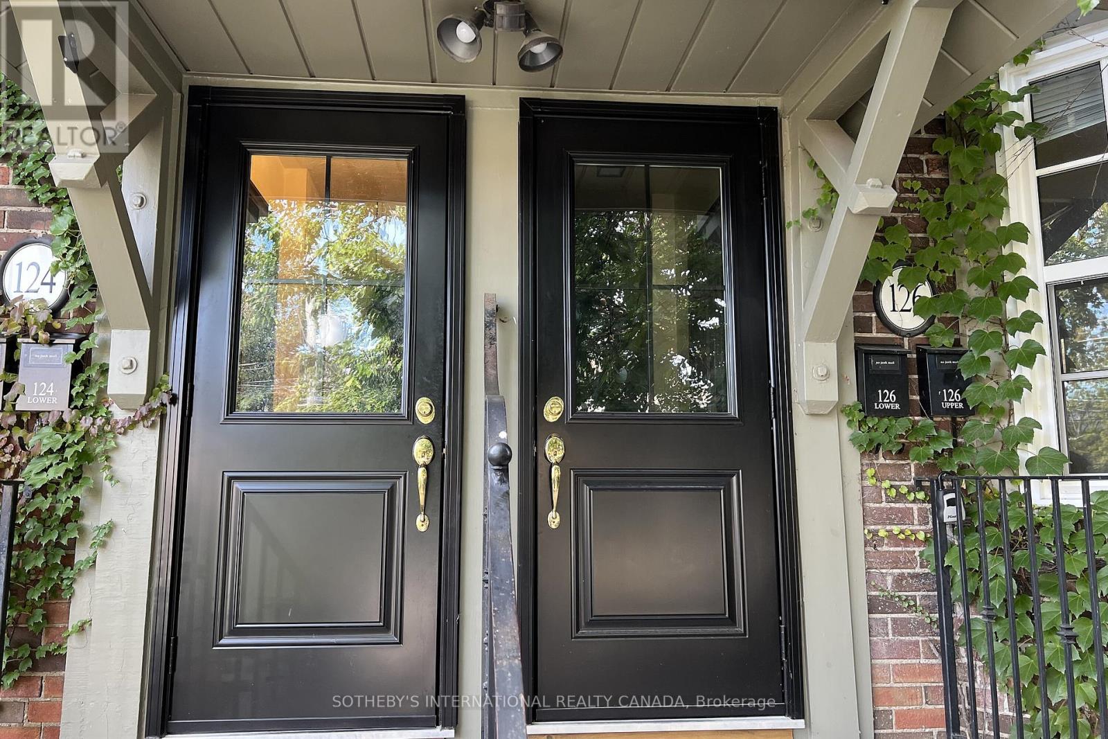 Upper - 126 Braemar Avenue, Toronto, Ontario  M5P 2L4 - Photo 5 - C12959598