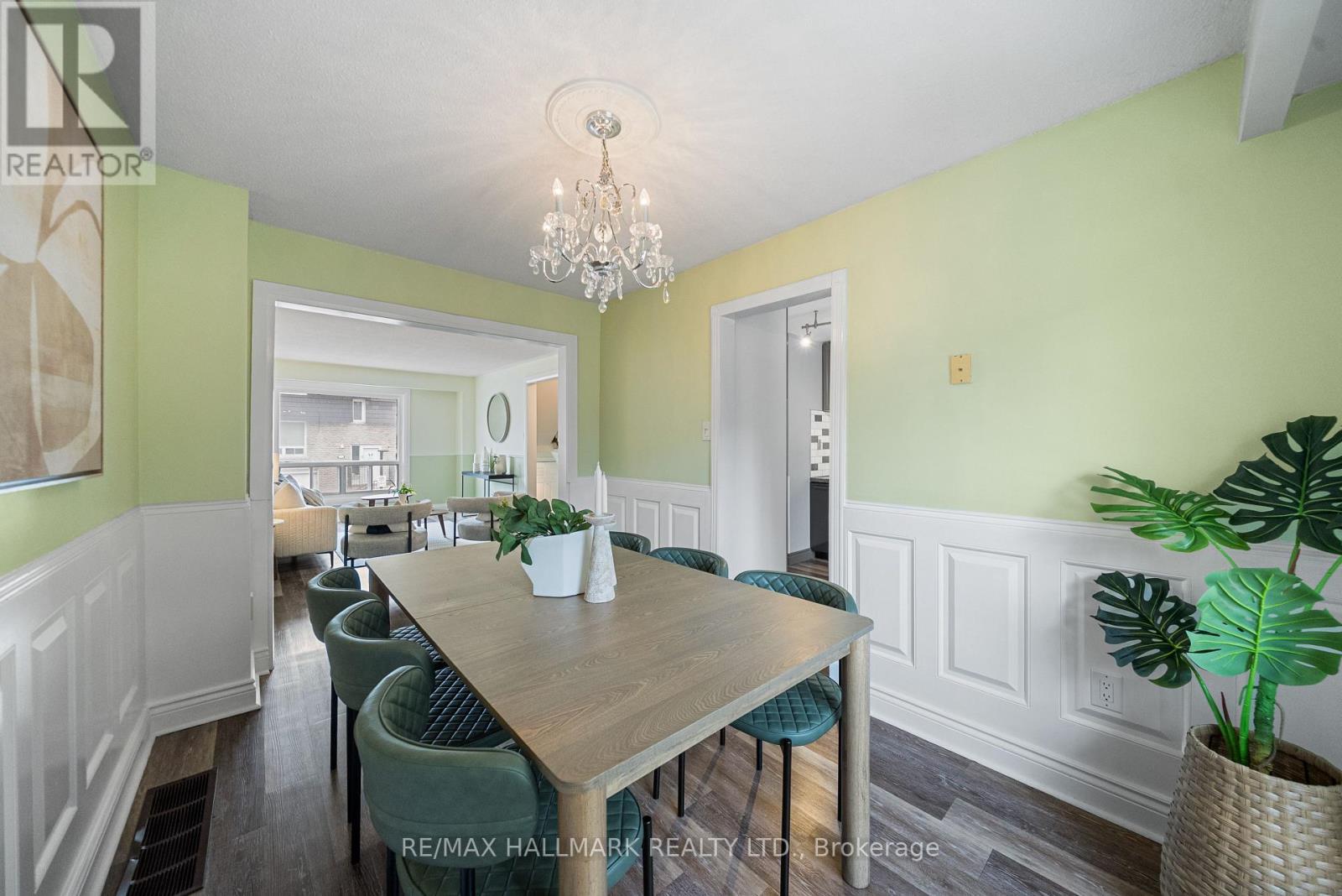 11 Tangle Briar Way, Toronto, Ontario  M2J 2M5 - Photo 7 - C12959602