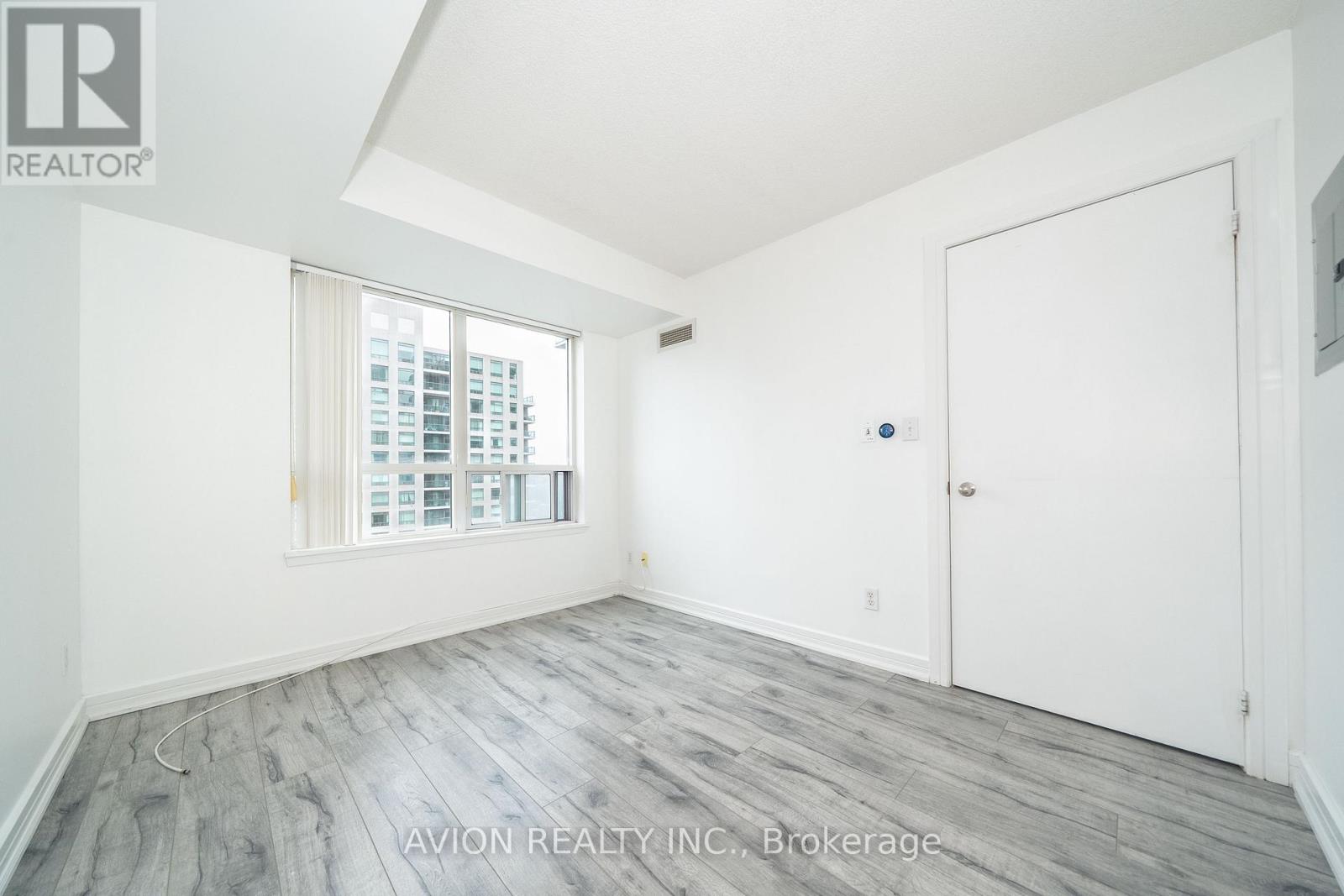 1807 - 16 Harrison Garden Boulevard, Toronto, Ontario  M2N 7J6 - Photo 19 - C12959614