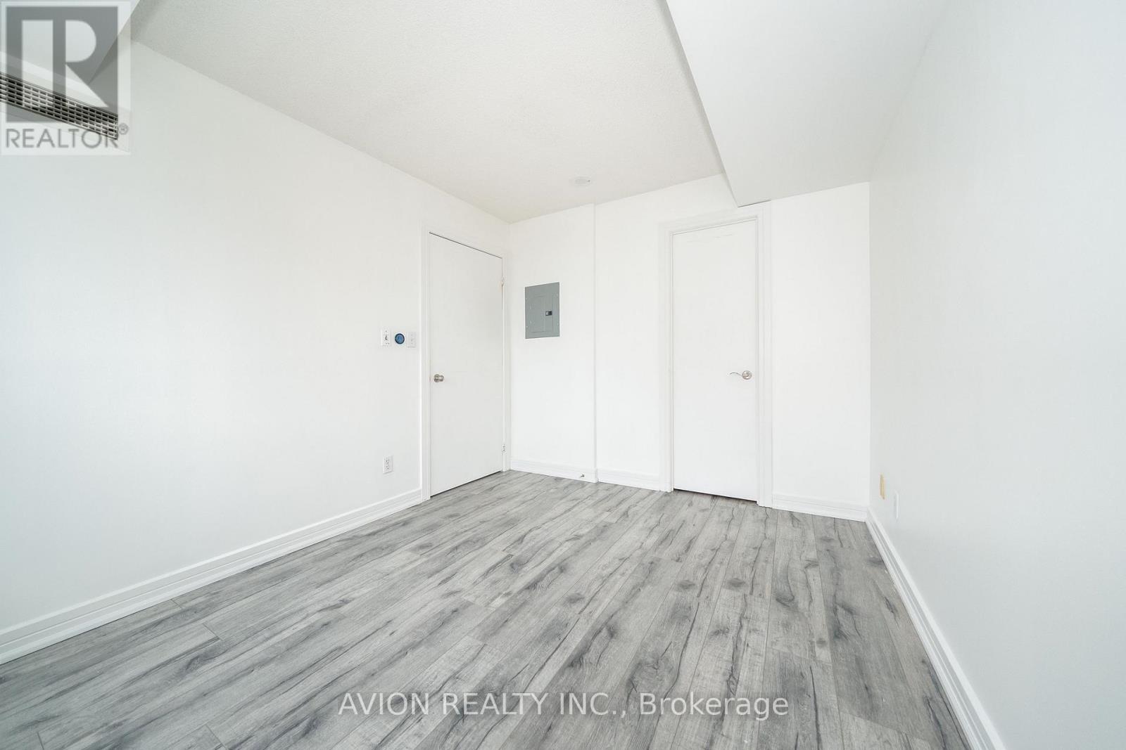 1807 - 16 Harrison Garden Boulevard, Toronto, Ontario  M2N 7J6 - Photo 22 - C12959614