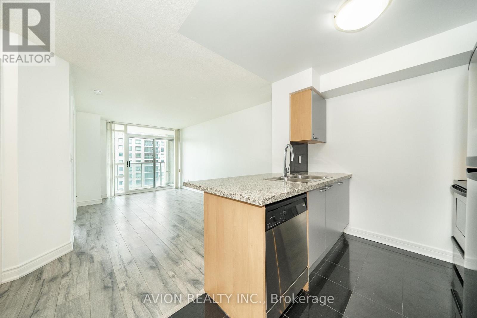 1807 - 16 Harrison Garden Boulevard, Toronto, Ontario  M2N 7J6 - Photo 9 - C12959614