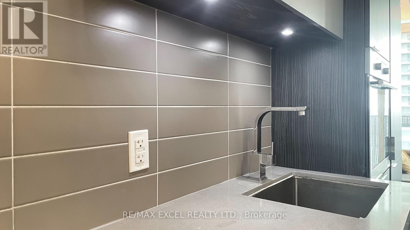 2701 - 8 Eglinton Avenue E, Toronto, Ontario  M4P 0C1 - Photo 15 - C12959638