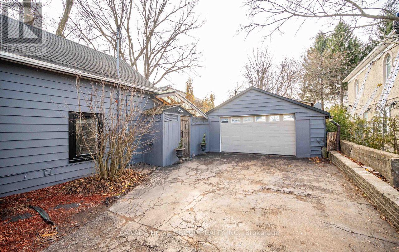 30 Main Street N, Milton, Ontario  L0P 1B0 - Photo 20 - W12956548