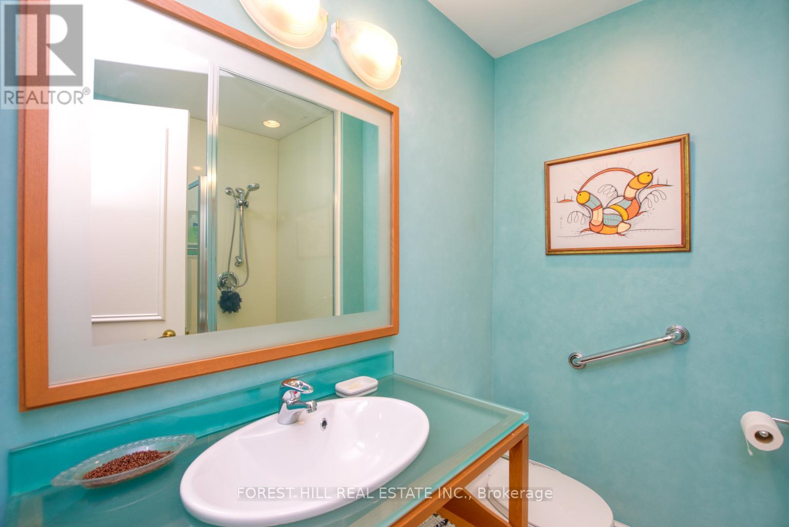 201 - 342 Spadina Road, Toronto, Ontario  M5P 2V4 - Photo 19 - C12959676