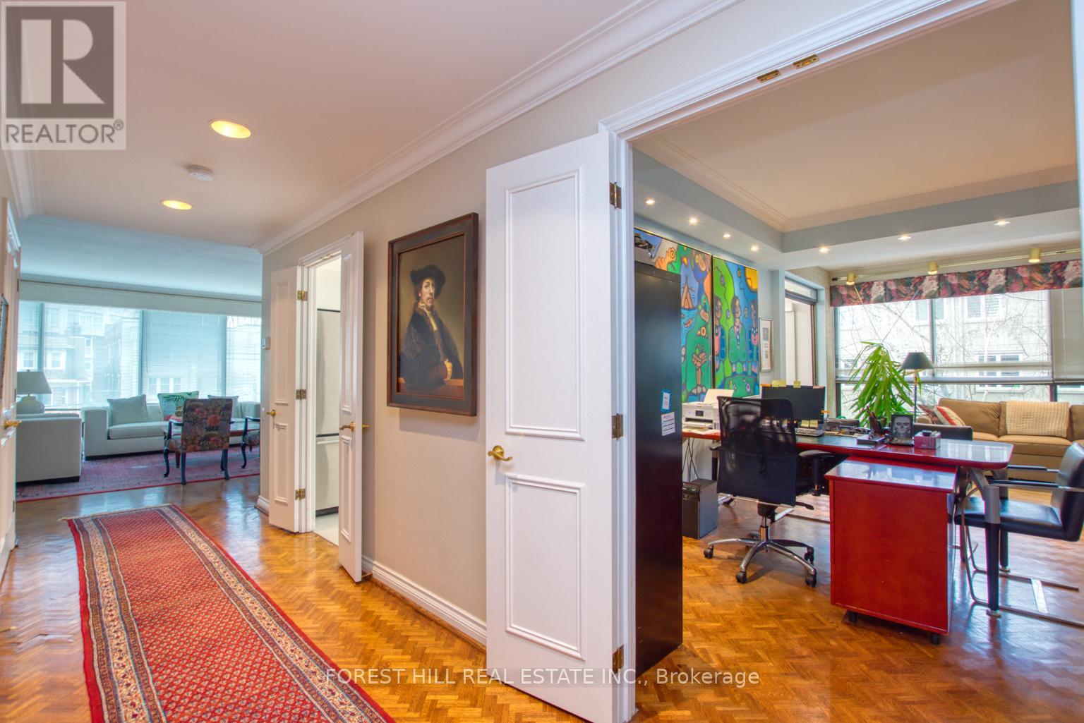 201 - 342 Spadina Road, Toronto, Ontario  M5P 2V4 - Photo 4 - C12959676