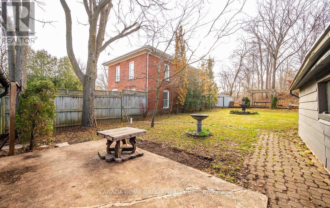 30 Main Street N, Milton, Ontario  L0P 1B0 - Photo 19 - W12956548