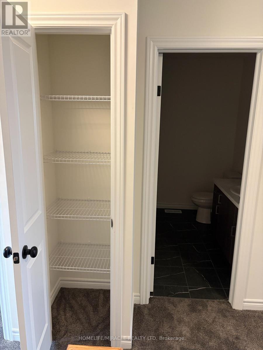 115 Mattingley Street, Brant, Ontario  N3L 2M2 - Photo 6 - X12954404