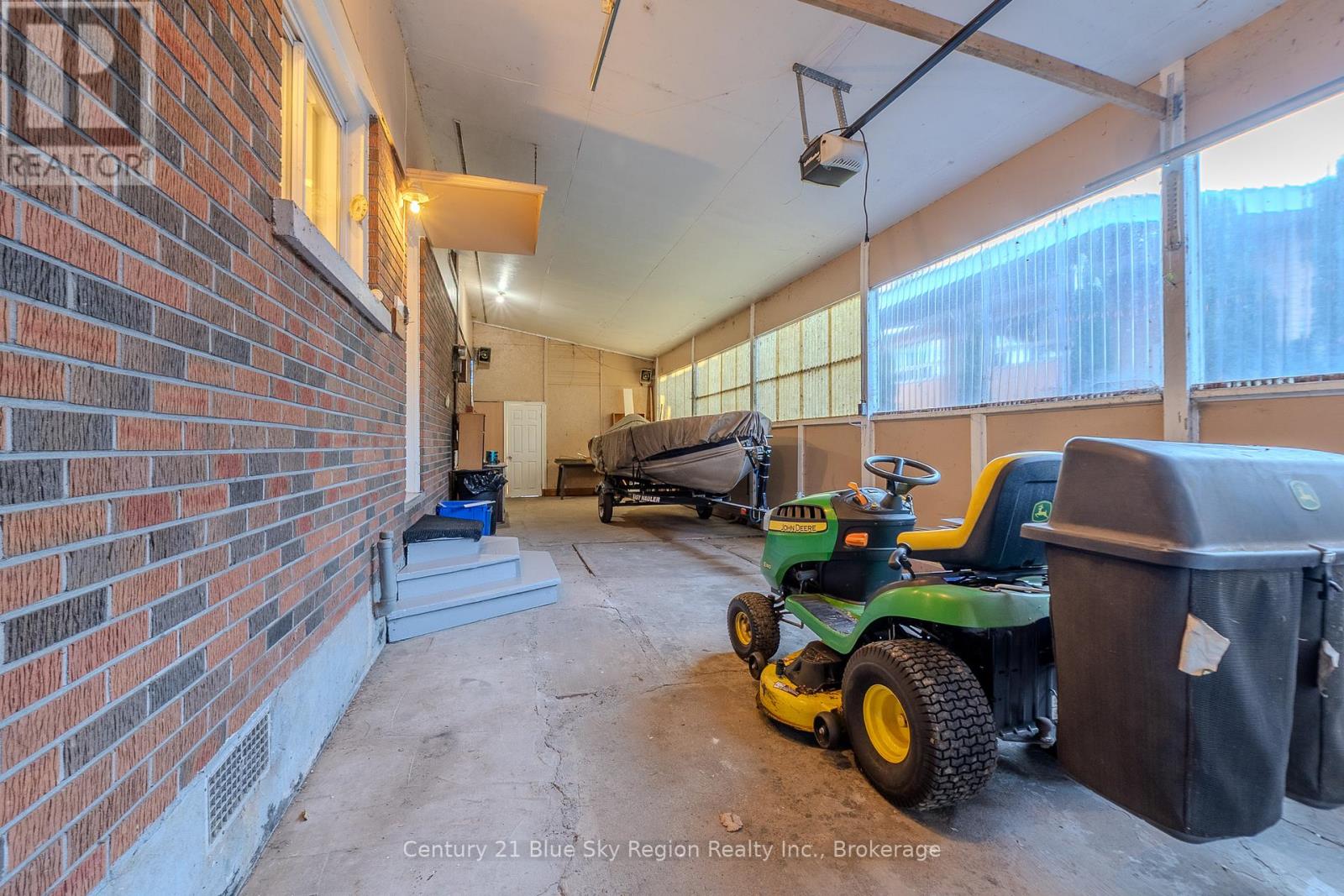 994 Premier Road, North Bay, Ontario  P1A 2H8 - Photo 26 - X12959626