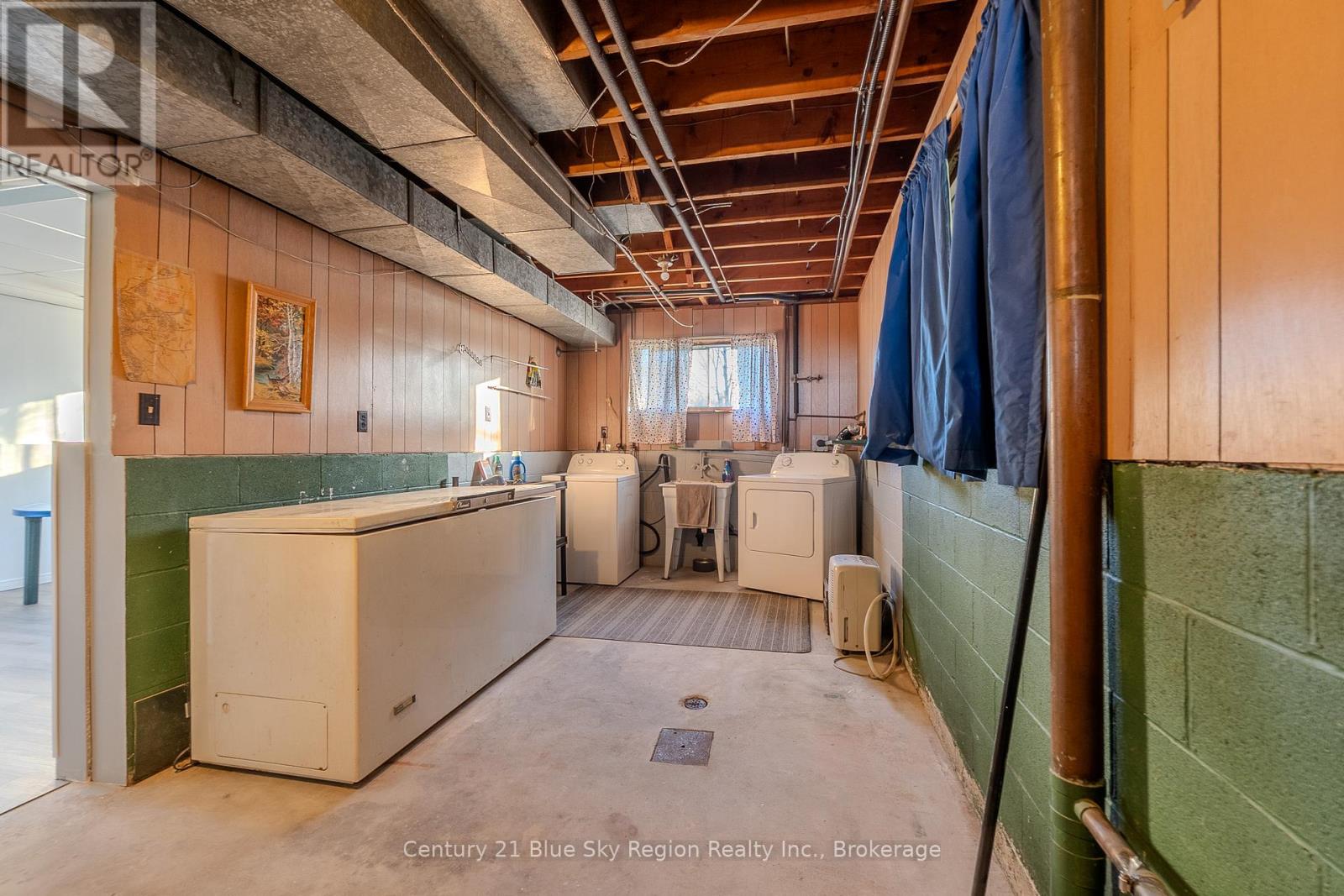 994 Premier Road, North Bay, Ontario  P1A 2H8 - Photo 29 - X12959626