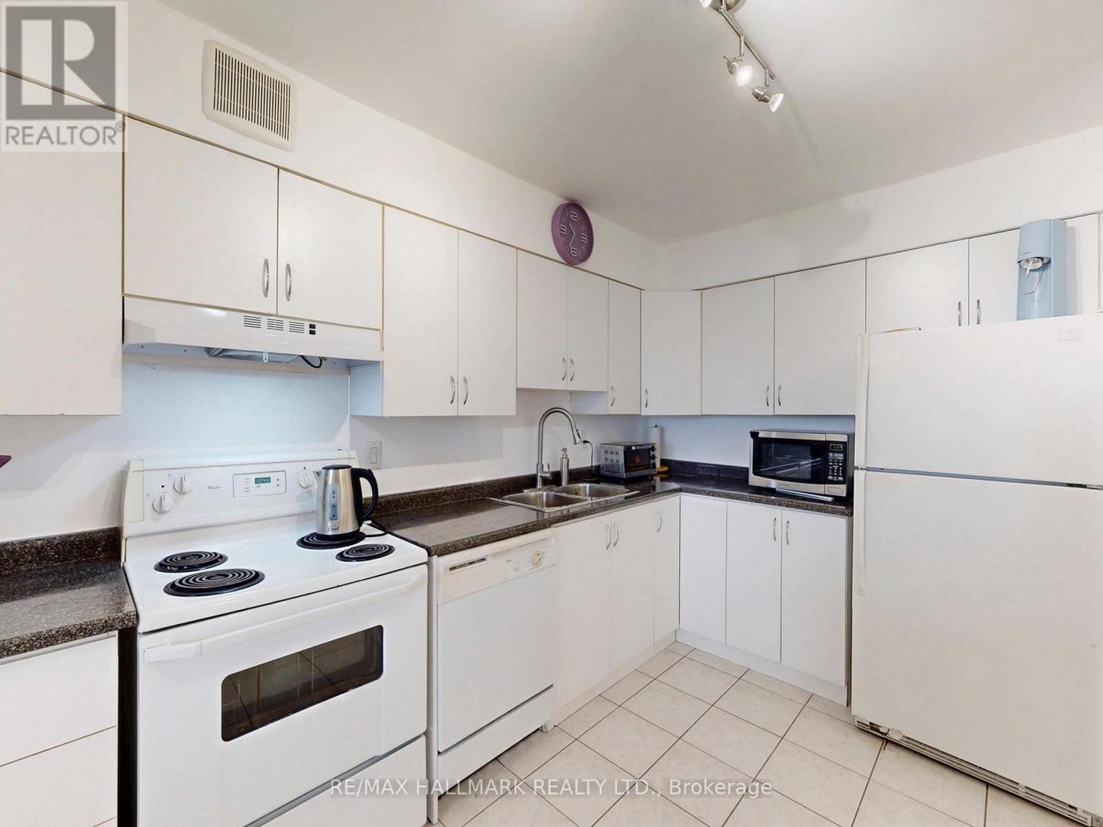 802 - 1665 Victoria Park Avenue, Toronto, Ontario  M1R 5E5 - Photo 12 - E12959672