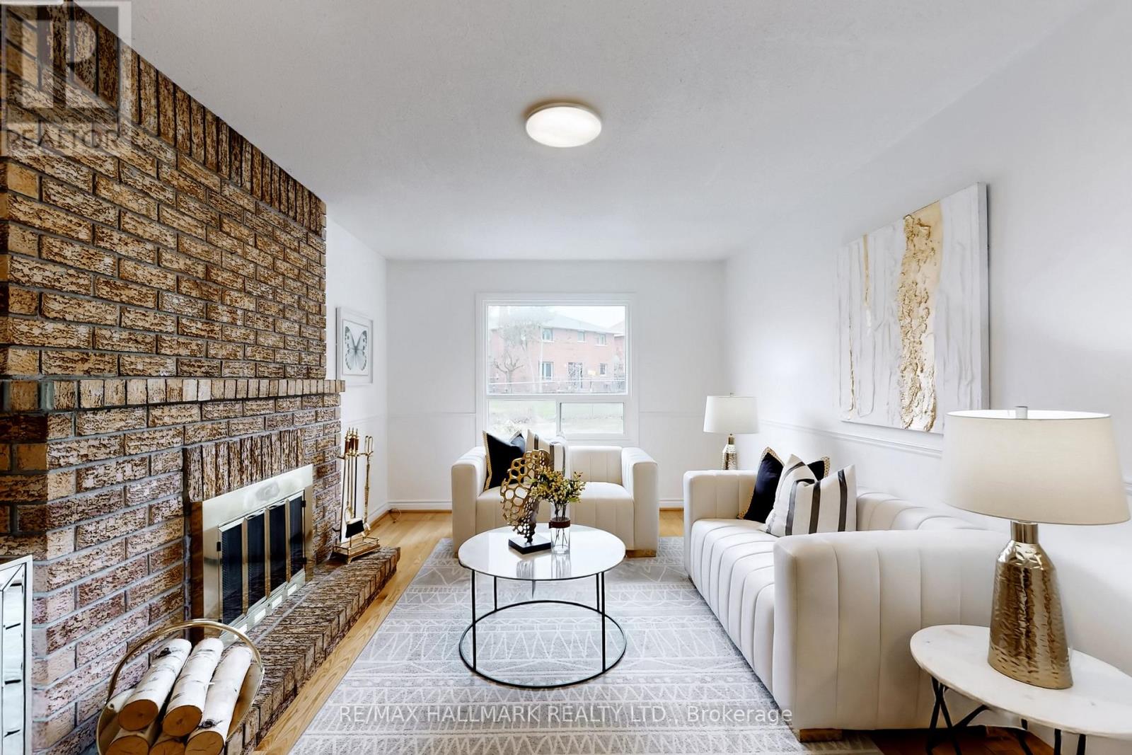 69 Dunbarton Court, Richmond Hill, Ontario  L4C 8E9 - Photo 12 - N12951676