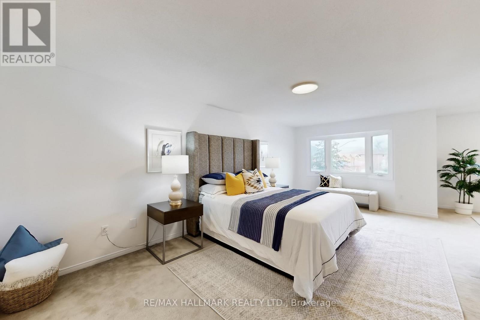 69 Dunbarton Court, Richmond Hill, Ontario  L4C 8E9 - Photo 22 - N12951676