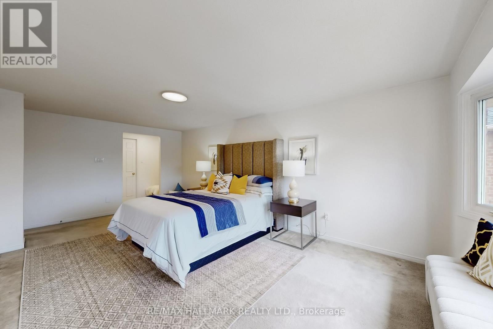 69 Dunbarton Court, Richmond Hill, Ontario  L4C 8E9 - Photo 24 - N12951676