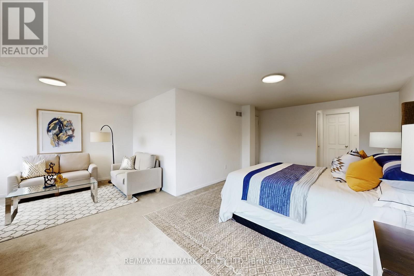 69 Dunbarton Court, Richmond Hill, Ontario  L4C 8E9 - Photo 25 - N12951676