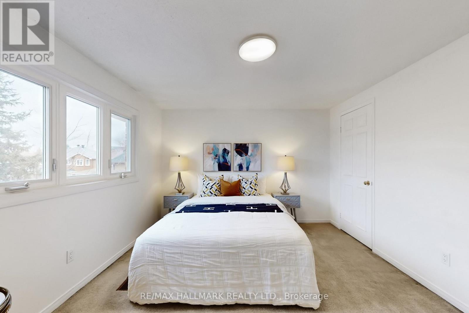 69 Dunbarton Court, Richmond Hill, Ontario  L4C 8E9 - Photo 29 - N12951676