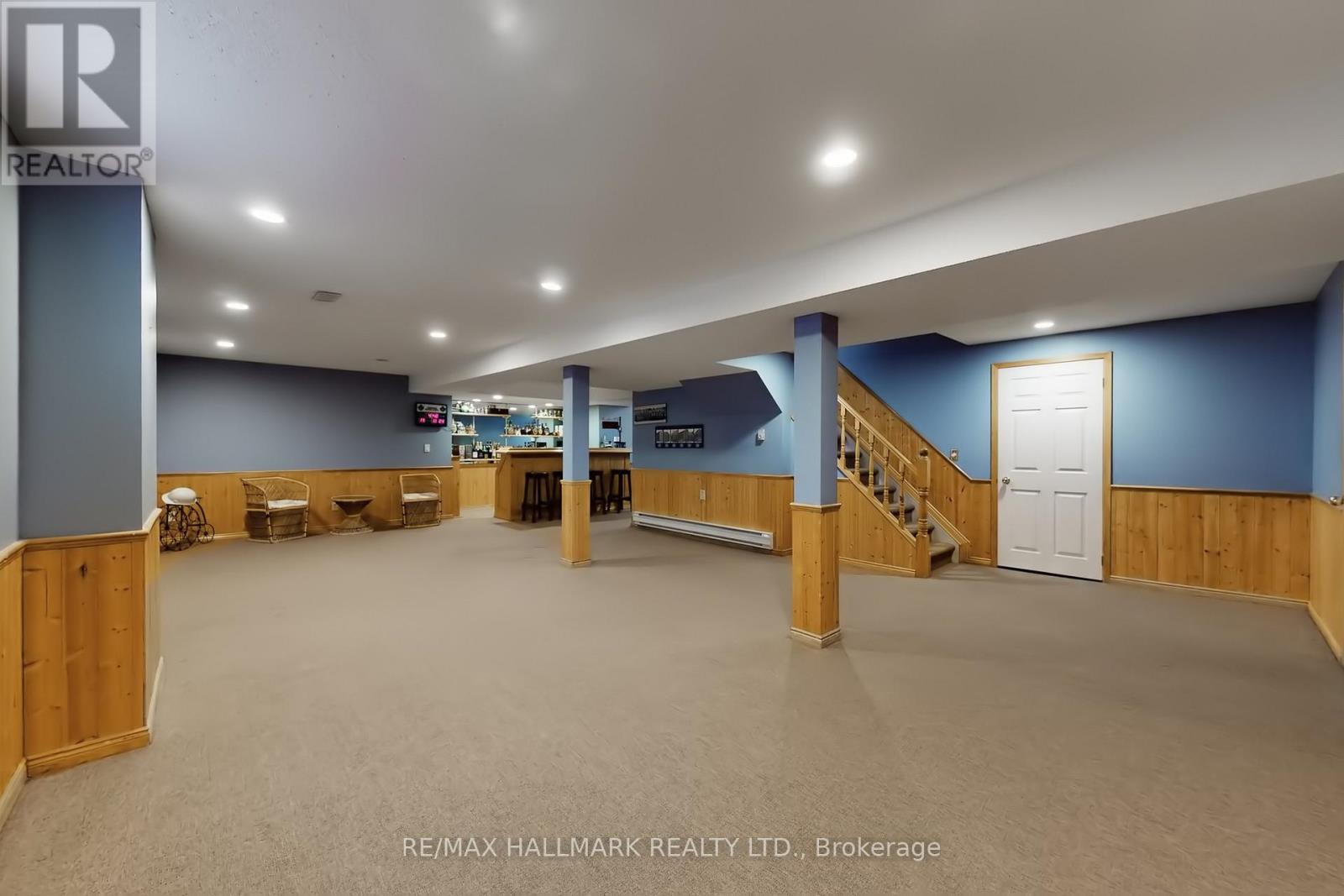 69 Dunbarton Court, Richmond Hill, Ontario  L4C 8E9 - Photo 38 - N12951676