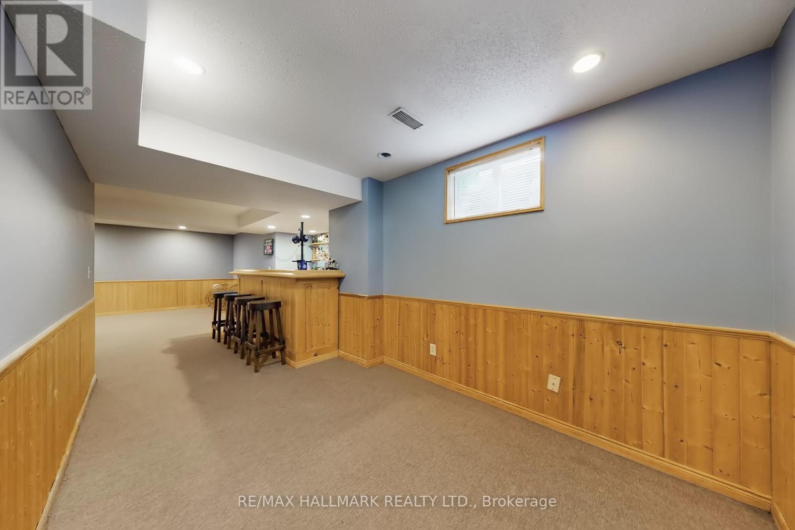 69 Dunbarton Court, Richmond Hill, Ontario  L4C 8E9 - Photo 42 - N12951676