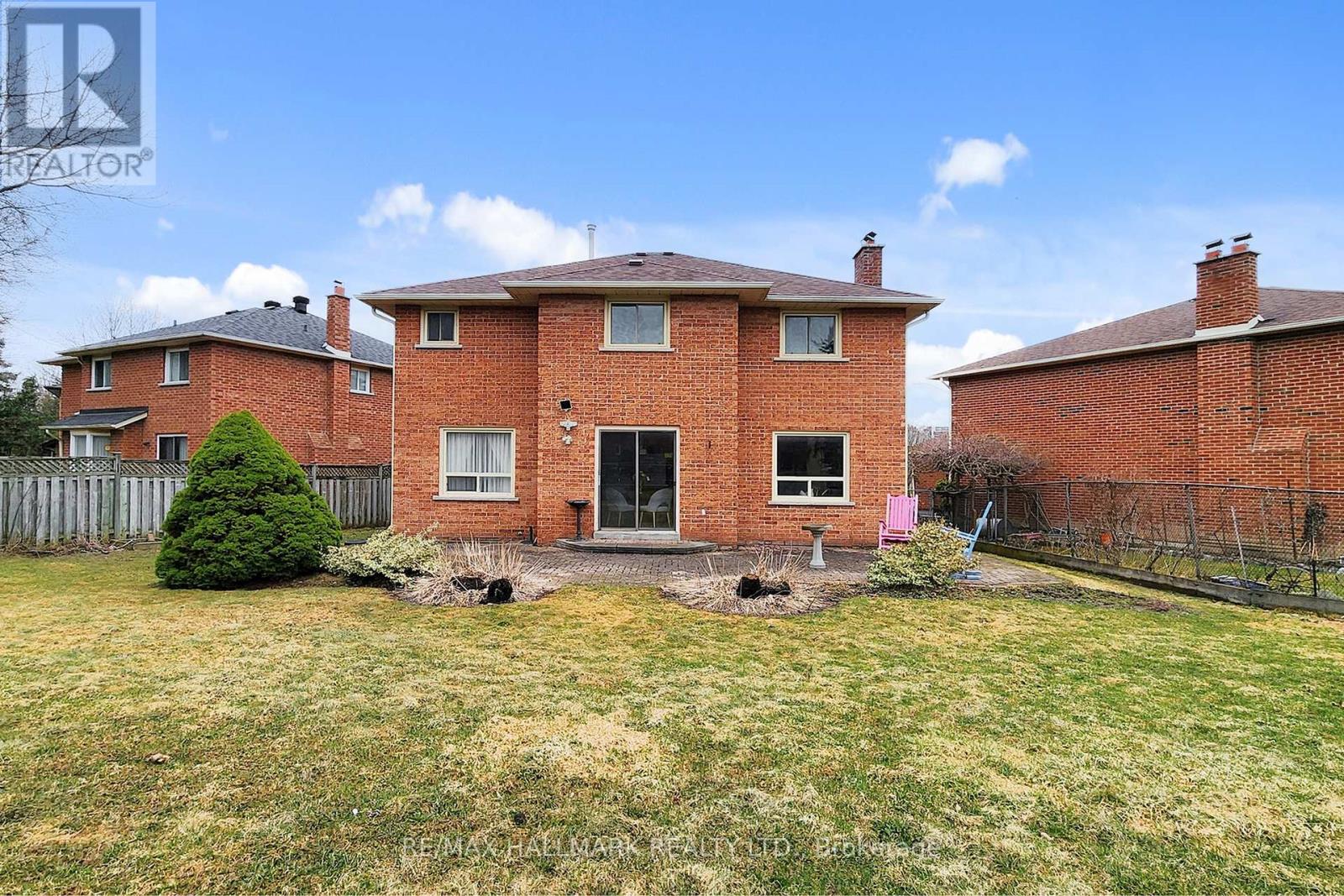 69 Dunbarton Court, Richmond Hill, Ontario  L4C 8E9 - Photo 44 - N12951676