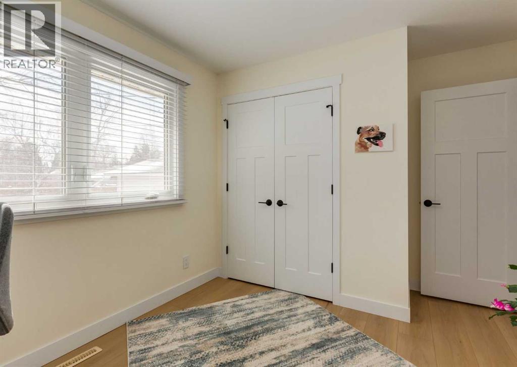 5219 Valiant Drive Nw, Calgary, Alberta  T3A 0Y6 - Photo 16 - A2292421