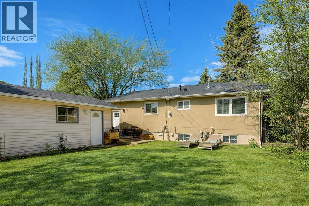 5219 Valiant Drive Nw, Calgary, Alberta  T3A 0Y6 - Photo 32 - A2292421