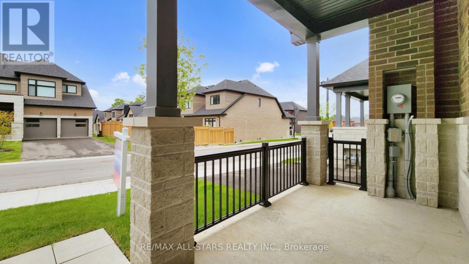 3 Lois Torrance Trail, Uxbridge, Ontario  L9P 0R9 - Photo 3 - N12959570