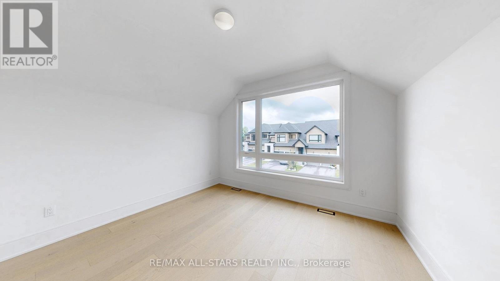 3 Lois Torrance Trail, Uxbridge, Ontario  L9P 0R9 - Photo 32 - N12959570