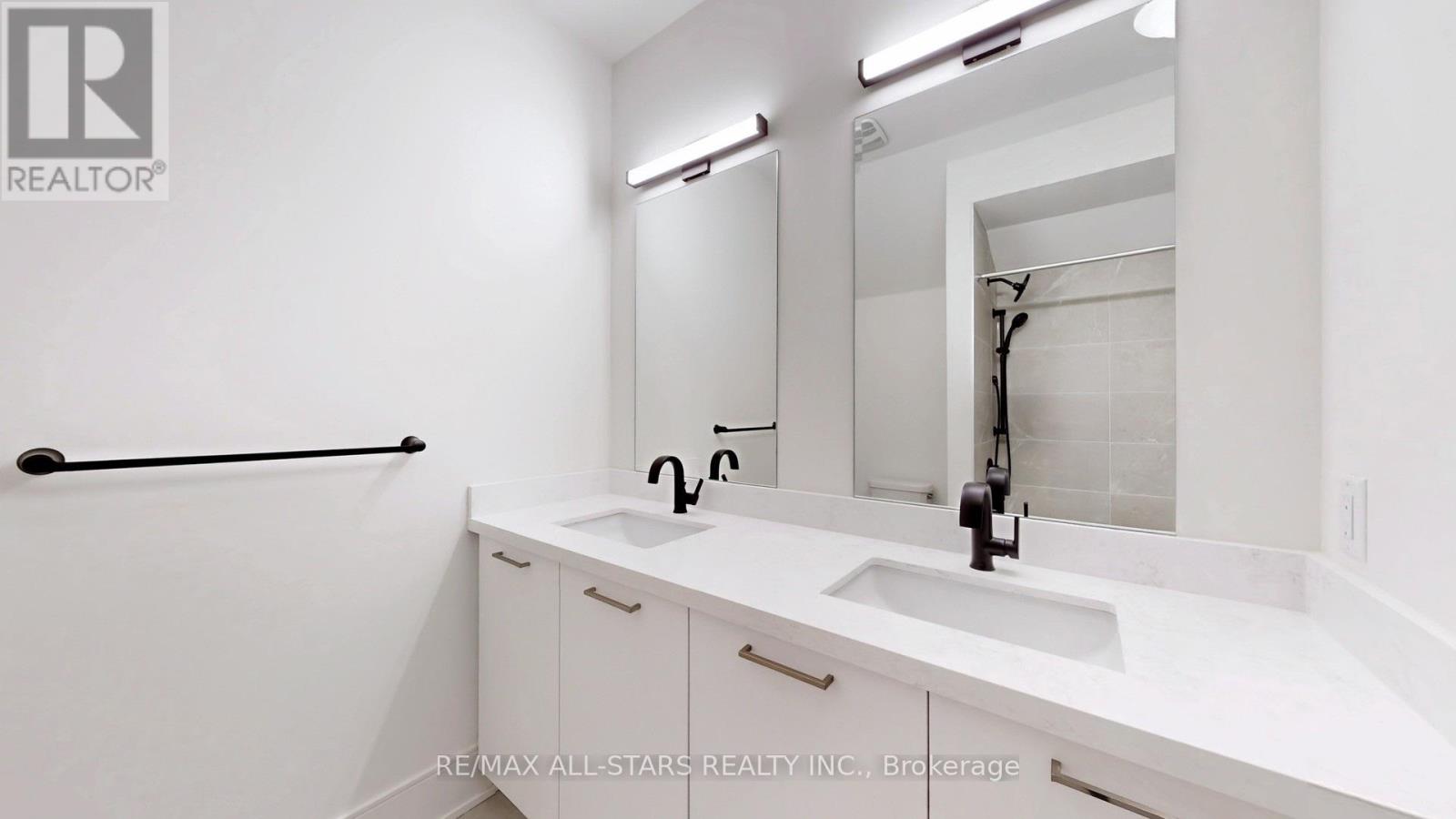 3 Lois Torrance Trail, Uxbridge, Ontario  L9P 0R9 - Photo 34 - N12959570