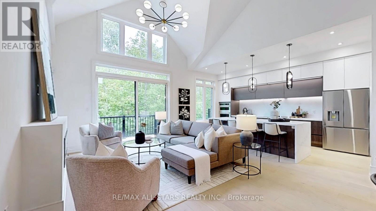 3 Lois Torrance Trail, Uxbridge, Ontario  L9P 0R9 - Photo 5 - N12959570