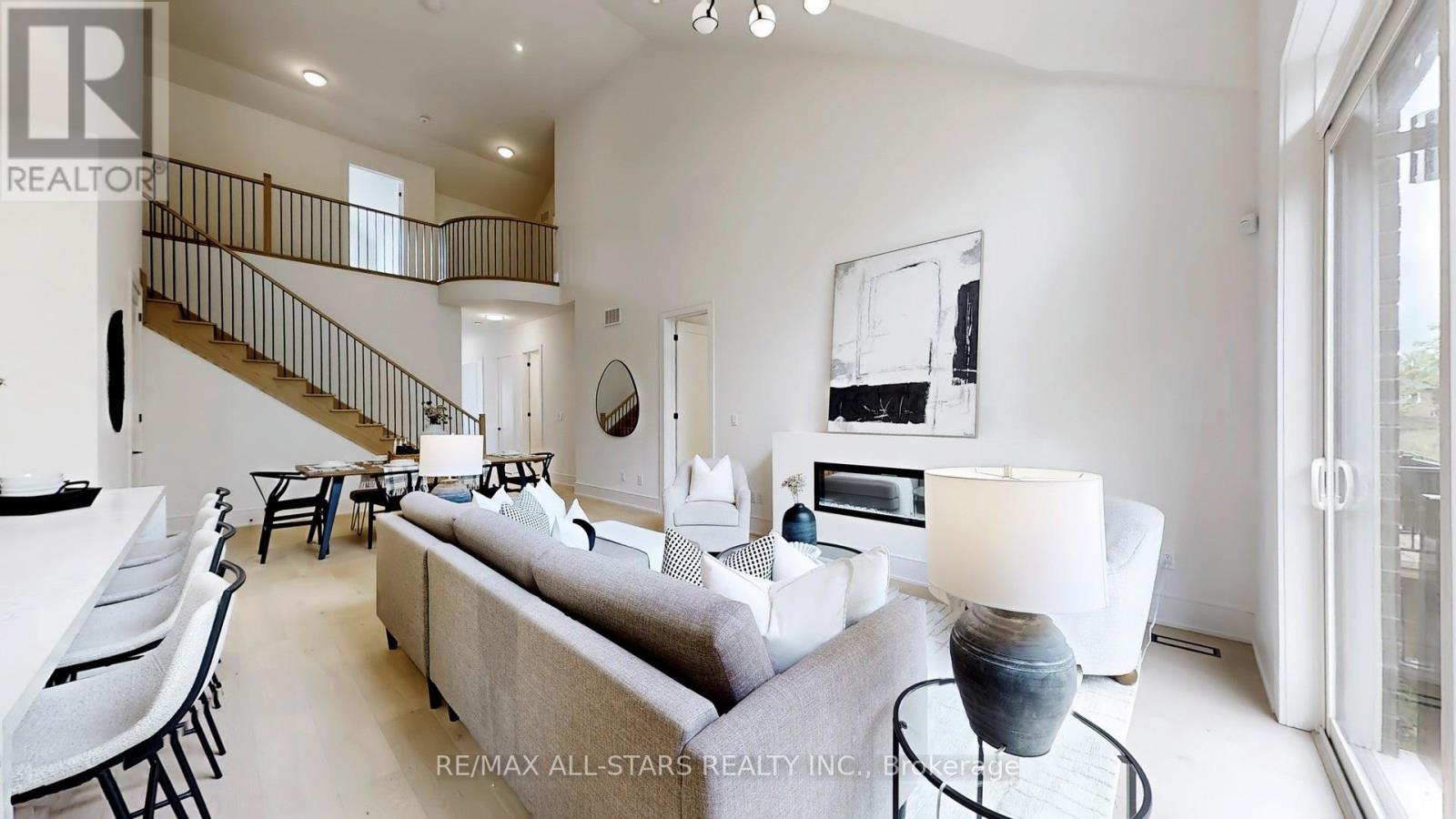 3 Lois Torrance Trail, Uxbridge, Ontario  L9P 0R9 - Photo 8 - N12959570