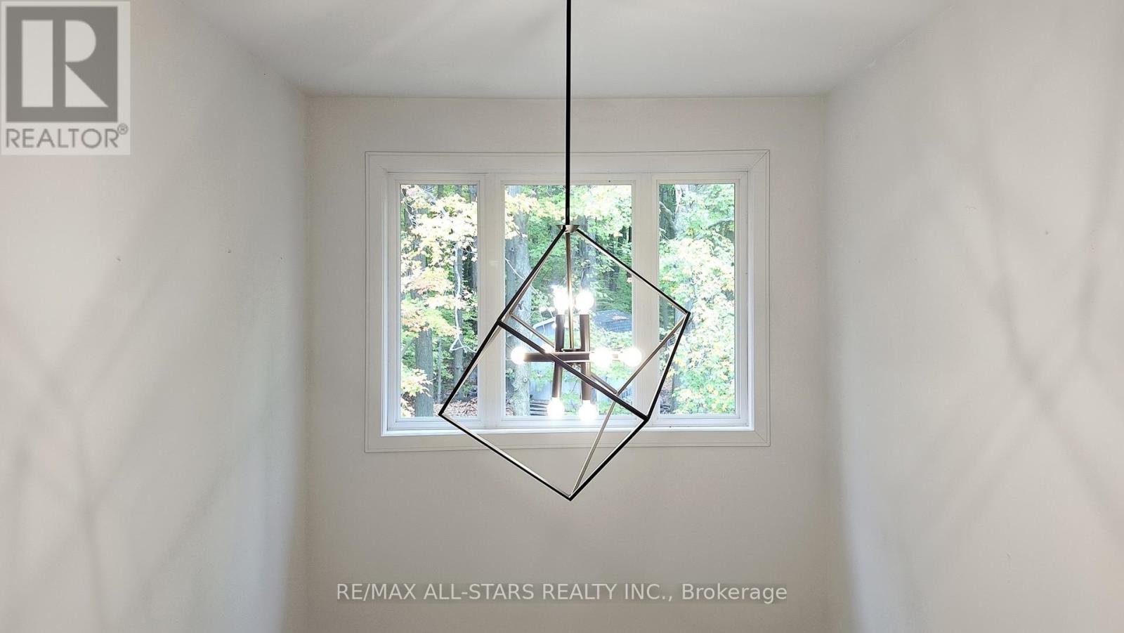 5 Vern Robertson Gate, Uxbridge, Ontario  L9P 0R9 - Photo 14 - N12959636