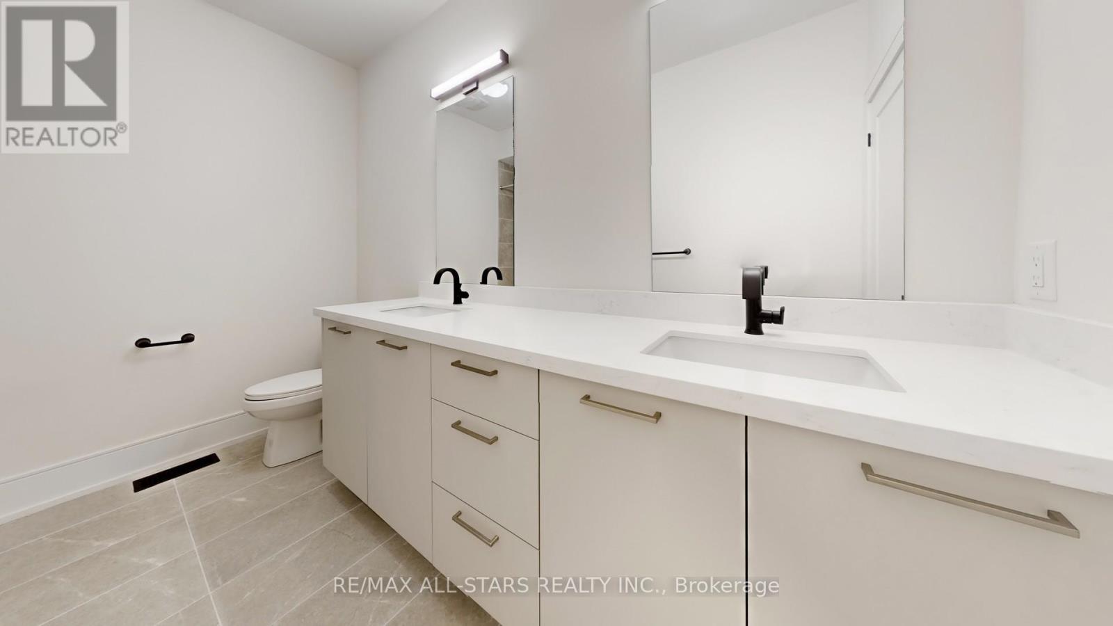 5 Vern Robertson Gate, Uxbridge, Ontario  L9P 0R9 - Photo 31 - N12959636