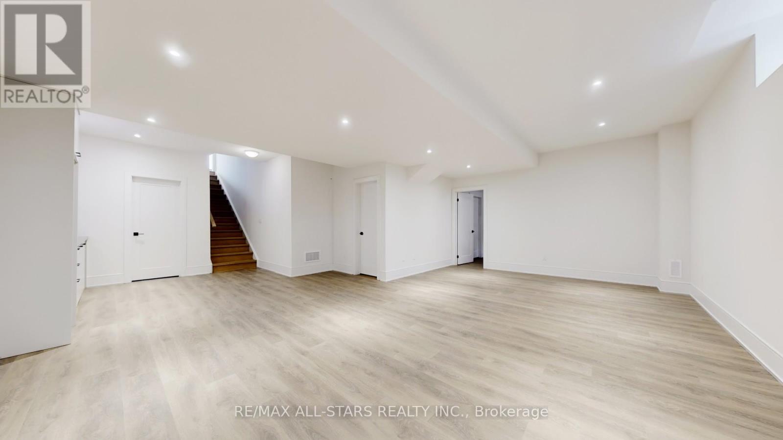 5 Vern Robertson Gate, Uxbridge, Ontario  L9P 0R9 - Photo 34 - N12959636