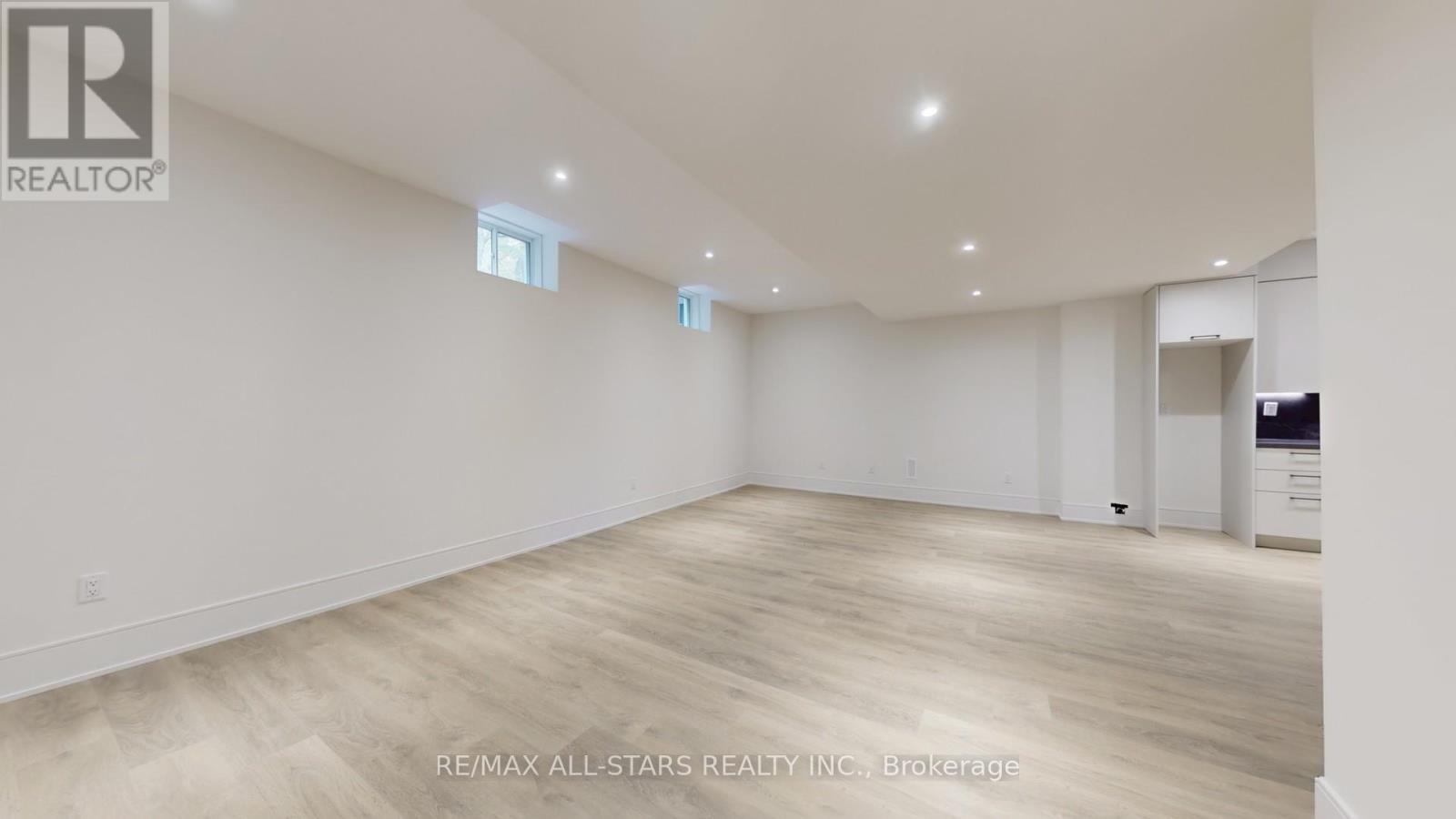 5 Vern Robertson Gate, Uxbridge, Ontario  L9P 0R9 - Photo 35 - N12959636