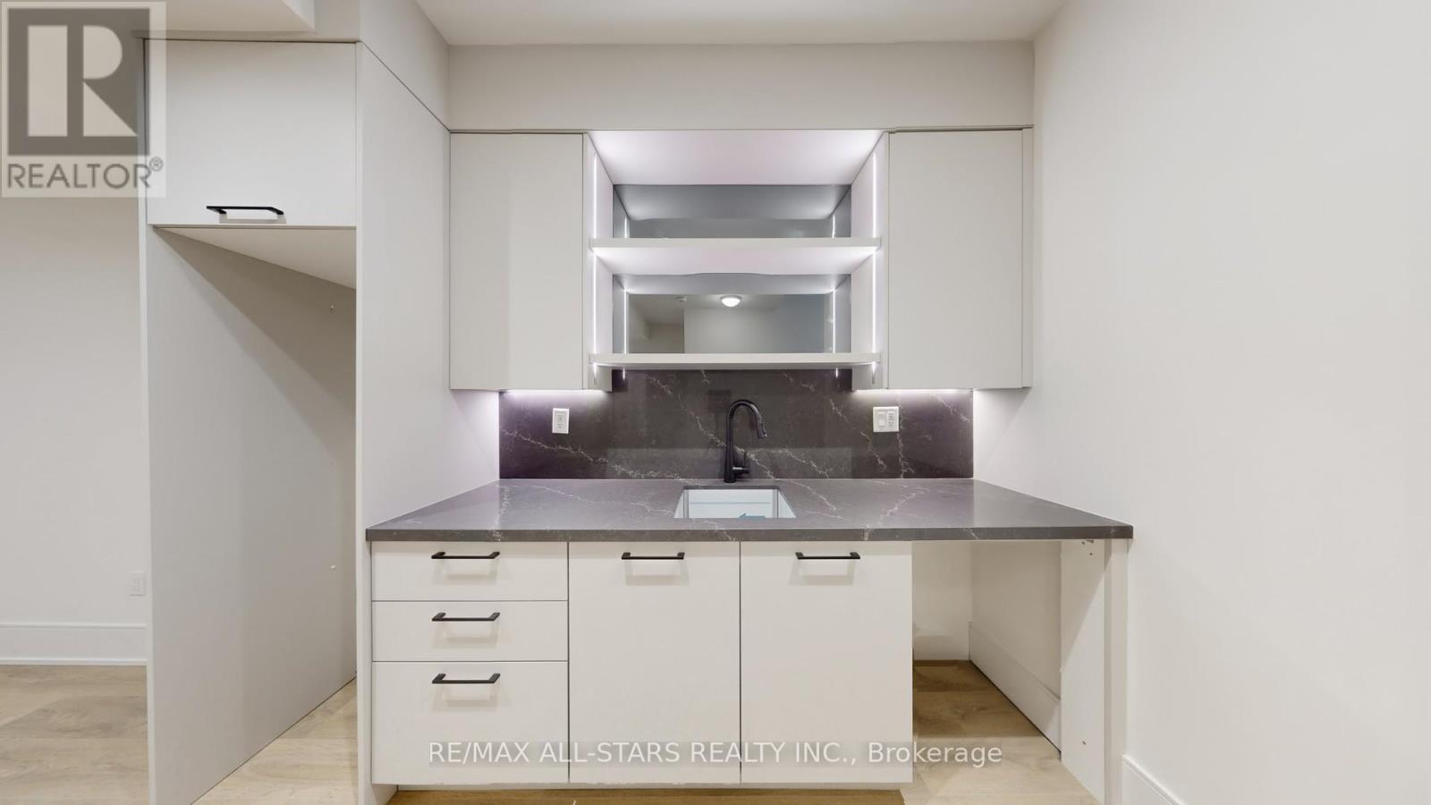 5 Vern Robertson Gate, Uxbridge, Ontario  L9P 0R9 - Photo 36 - N12959636