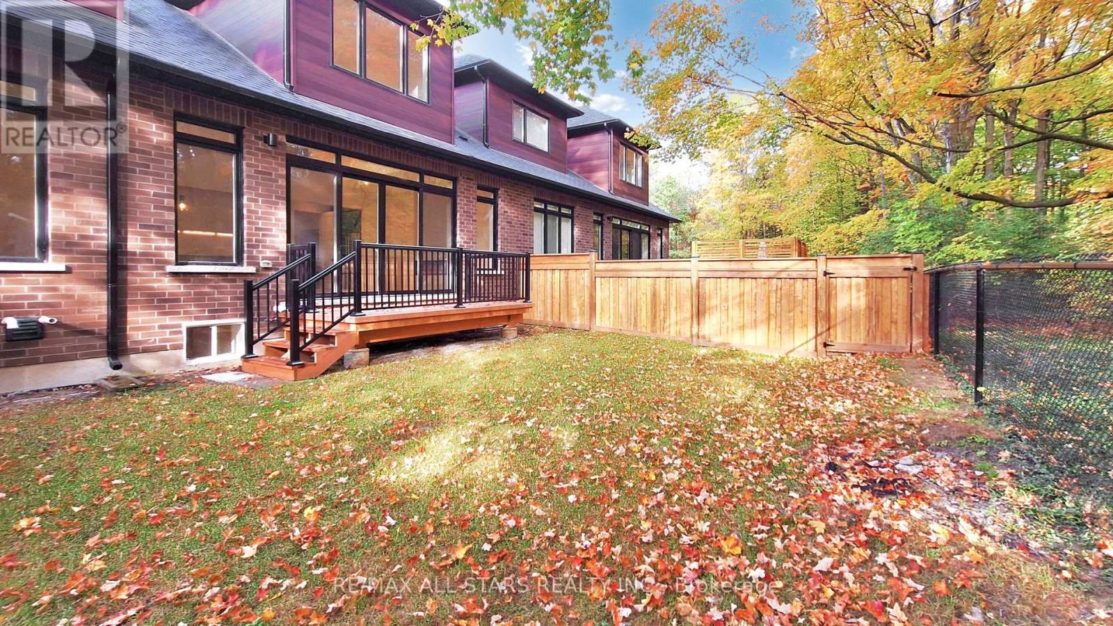 5 Vern Robertson Gate, Uxbridge, Ontario  L9P 0R9 - Photo 42 - N12959636