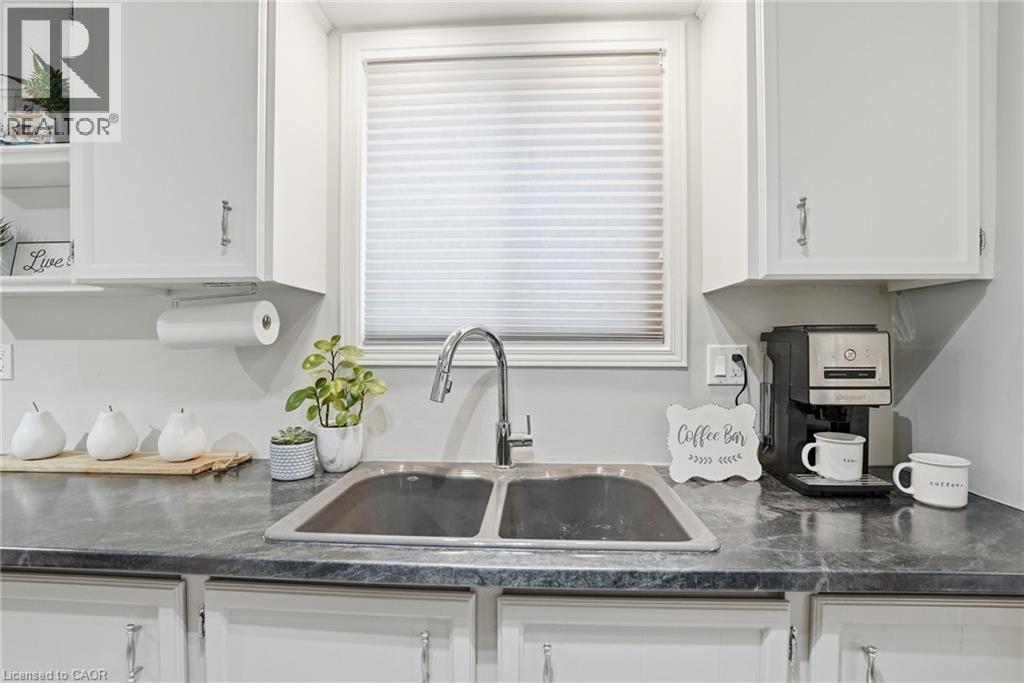 676 Woodview Road, Burlington, Ontario  L7N 3A5 - Photo 10 - 40814905