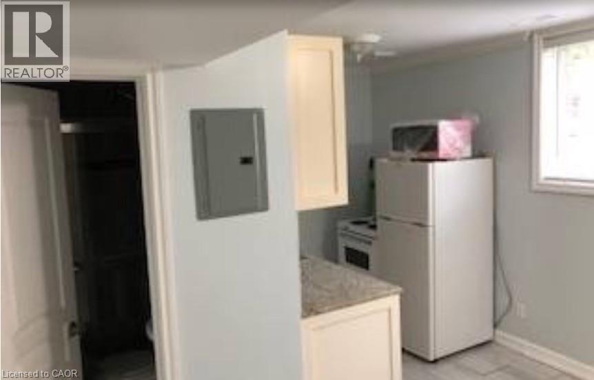 31 Southdale Avenue, Kitchener, Ontario  N2M 3V4 - Photo 9 - 40817296