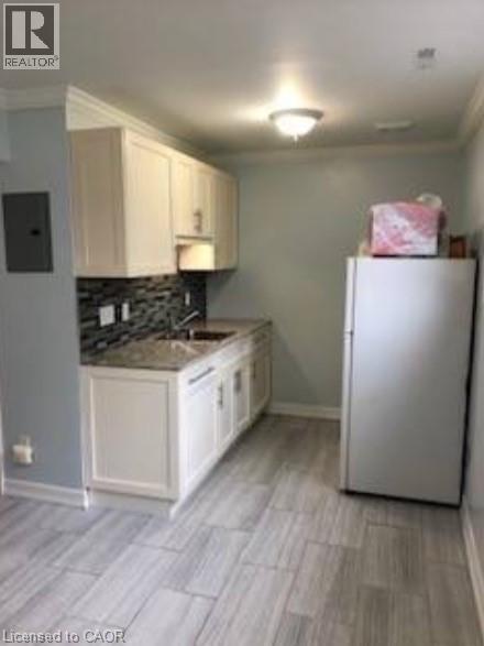 31 Southdale Avenue, Kitchener, Ontario  N2M 3V4 - Photo 10 - 40817296