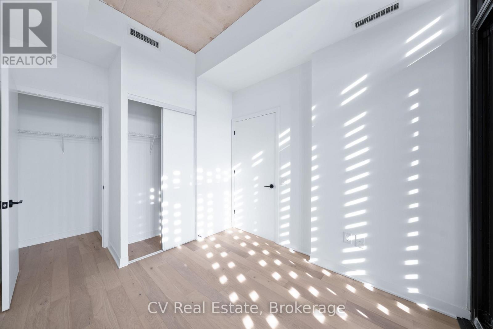 810 - 2625 Dundas Street W, Toronto, Ontario  M6P 0C5 - Photo 16 - W12956764