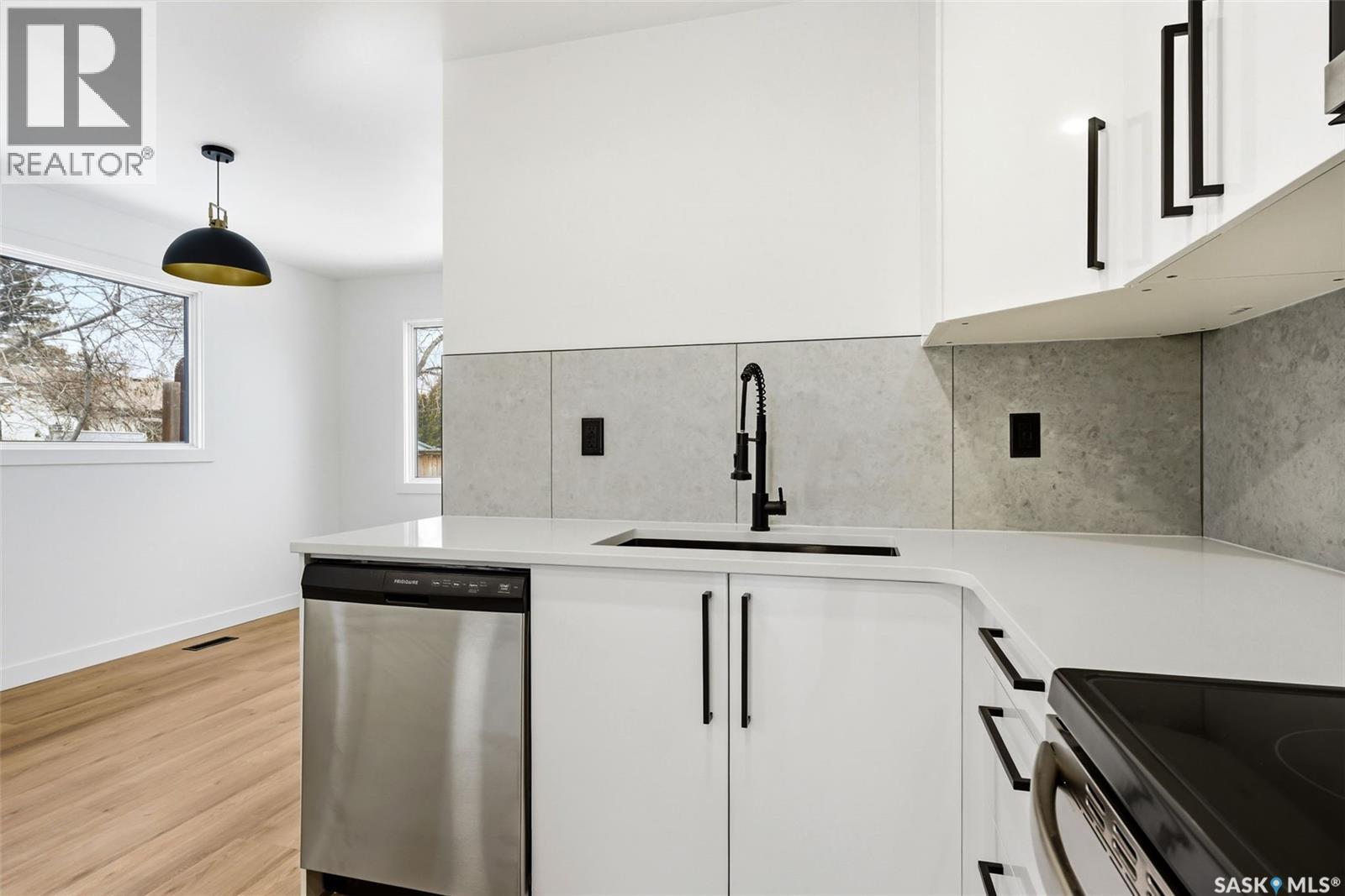 414 Rink Avenue, Regina, Saskatchewan  S4X 2C6 - Photo 4 - SK031924