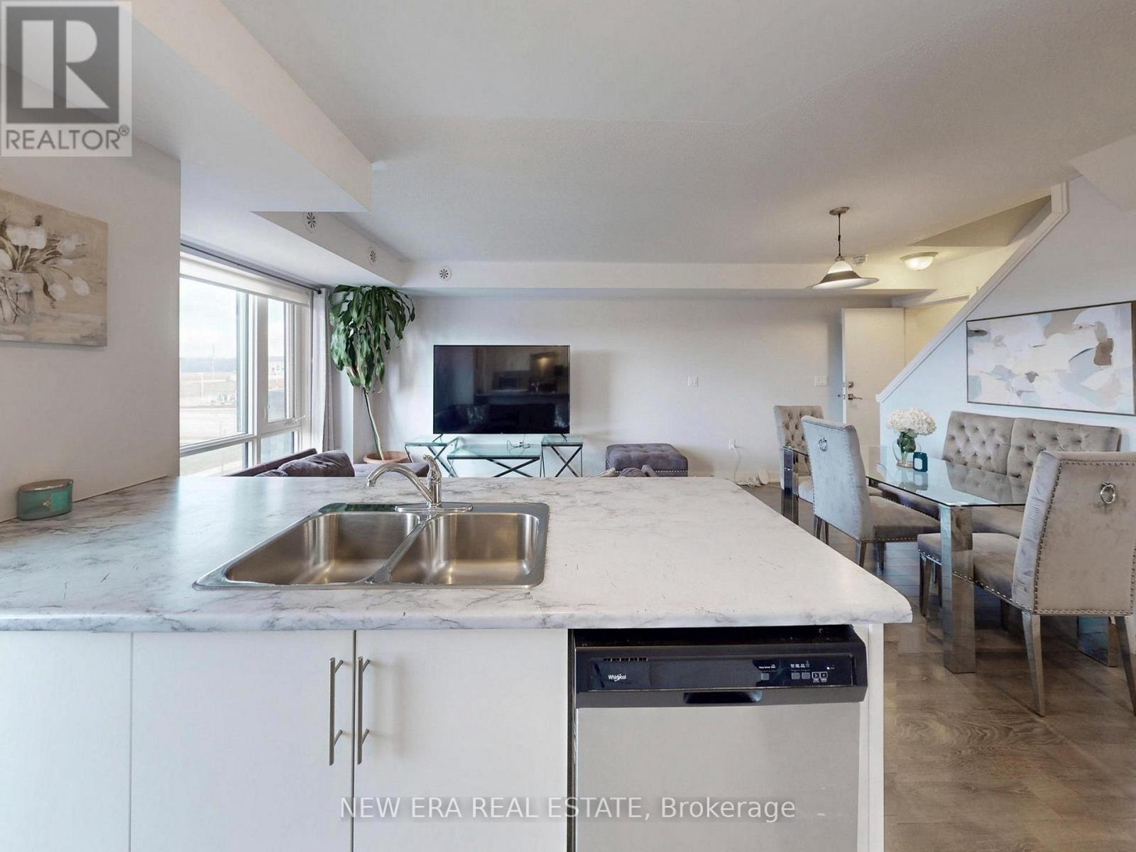 12 - 100 Dufay Road, Brampton, Ontario  L7A 4S3 - Photo 10 - W12959572