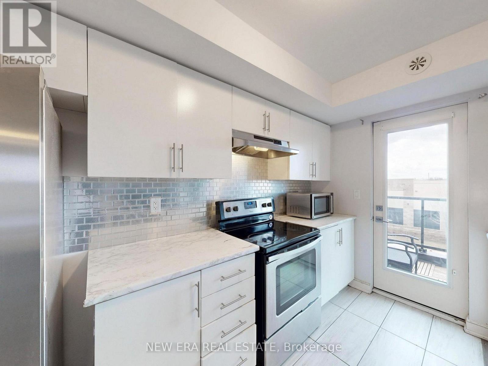 12 - 100 Dufay Road, Brampton, Ontario  L7A 4S3 - Photo 7 - W12959572