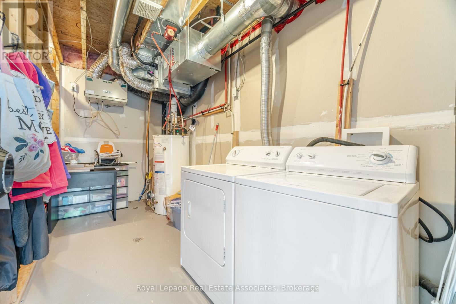 932 Burgess Gardens, Milton, Ontario  L9T 0K8 - Photo 31 - W12959580